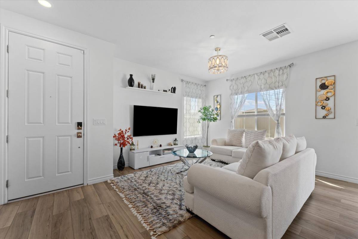 House for rent at 237 Callen Falls #2011, Henderson, NV 89011