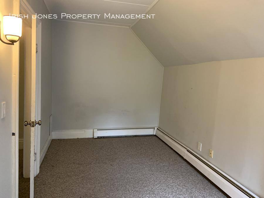 House for rent at 330 Bryant St, Buffalo, NY 14222