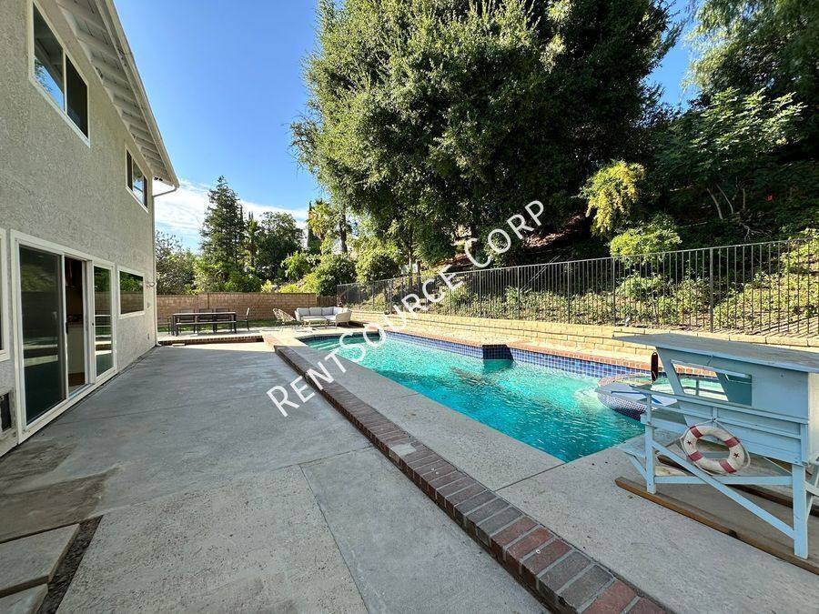 House for rent at 25463 Via Escovar, Valencia, CA 91355