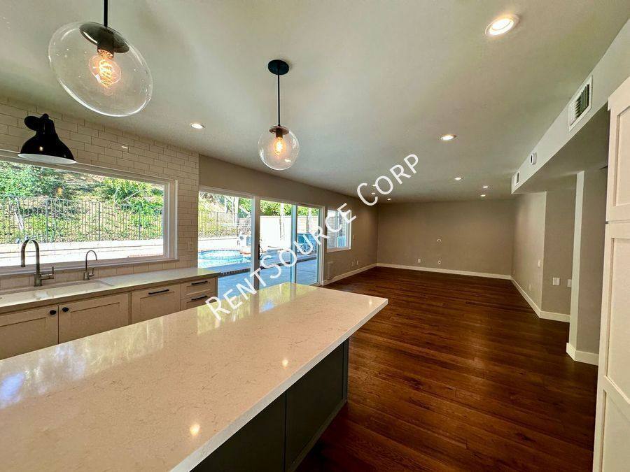 House for rent at 25463 Via Escovar, Valencia, CA 91355