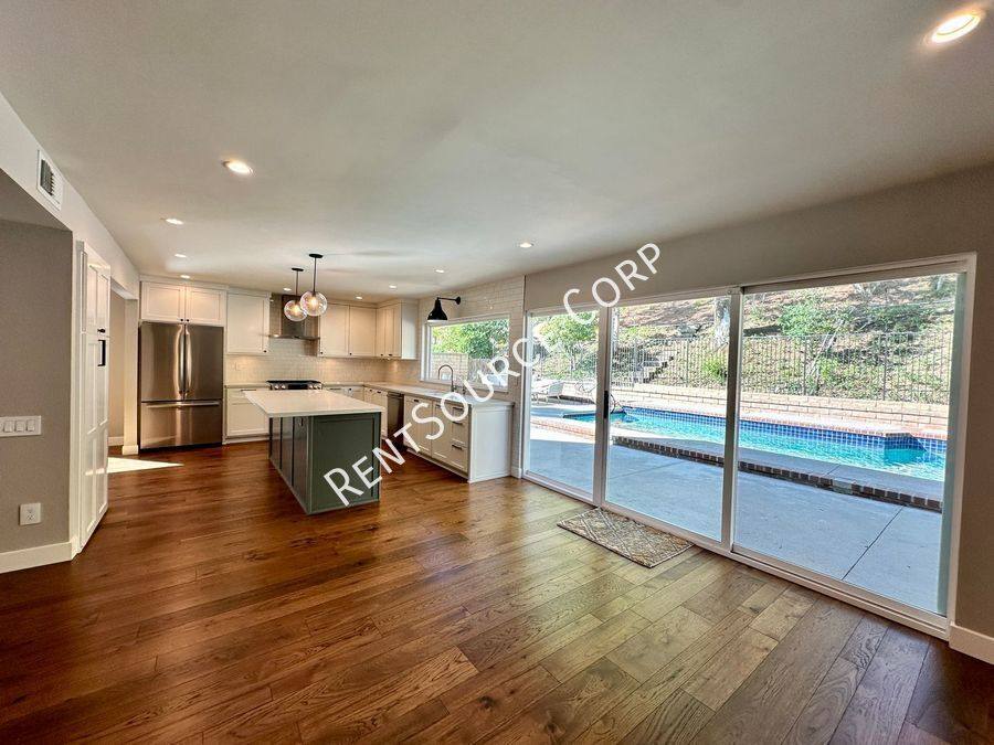 House for rent at 25463 Via Escovar, Valencia, CA 91355