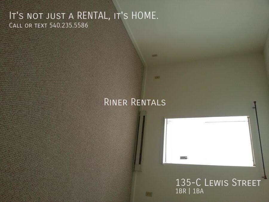 Apartment for rent at 135-C Lewis St, Harrisonburg, VA 22801