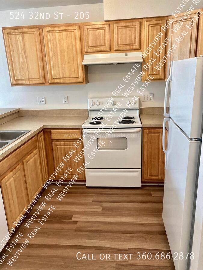 Apartment for rent at 524 32nd St #205, Bellingham, WA 98225