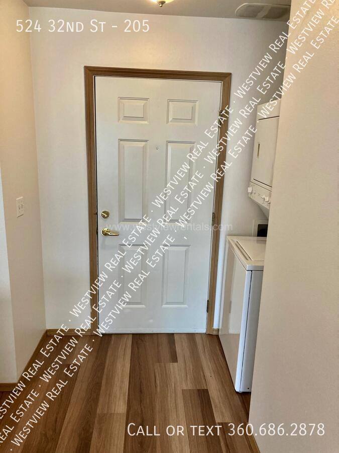 Apartment for rent at 524 32nd St #205, Bellingham, WA 98225