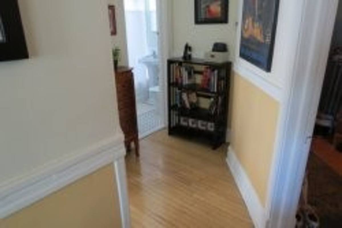 Apartment for rent at 1906 W Waveland Ave #1R, Chicago, IL 60613