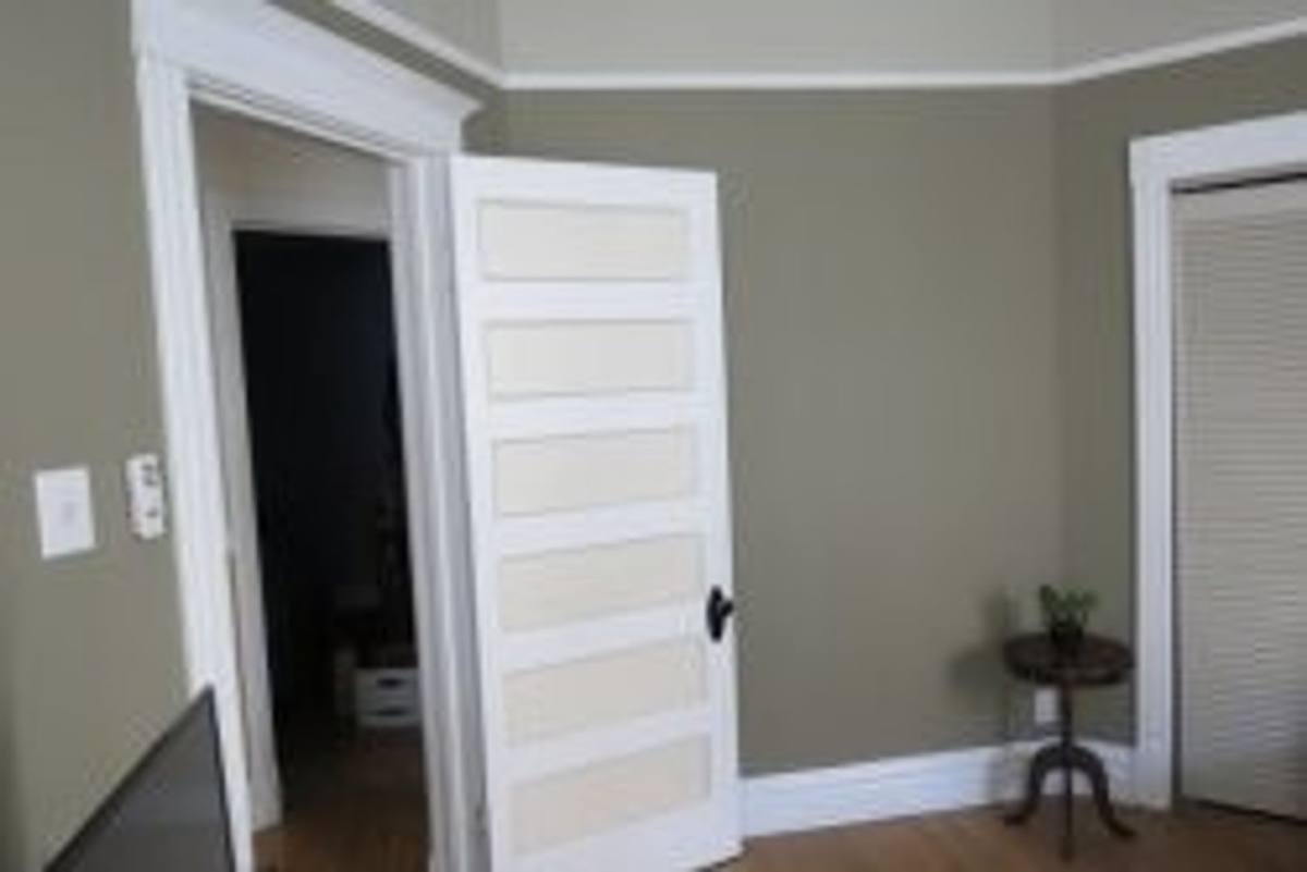 Apartment for rent at 1906 W Waveland Ave #1R, Chicago, IL 60613