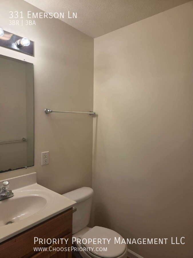 Townhouse for rent at 331 Emerson Lane, Harrisonburg, VA 22802