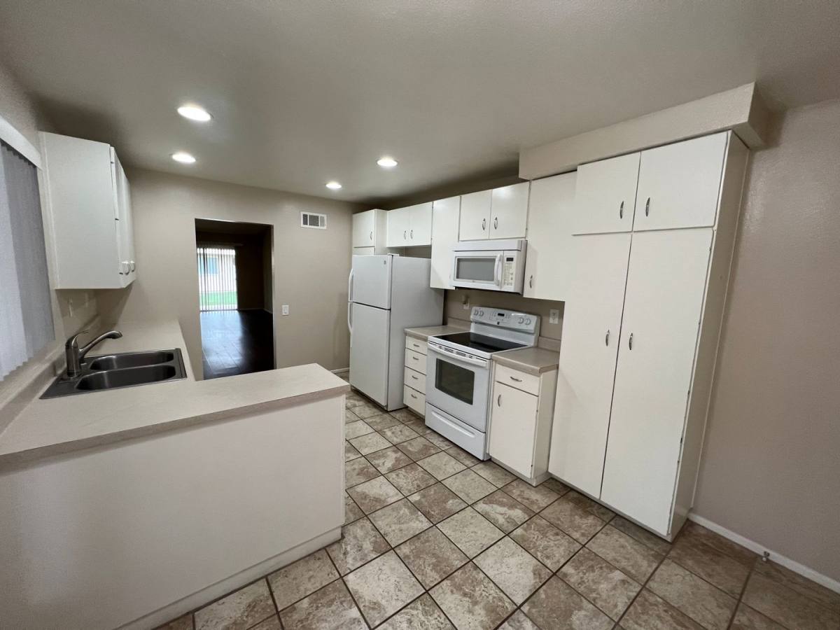 House for rent at 24142 Village, Camarillo, CA 93012