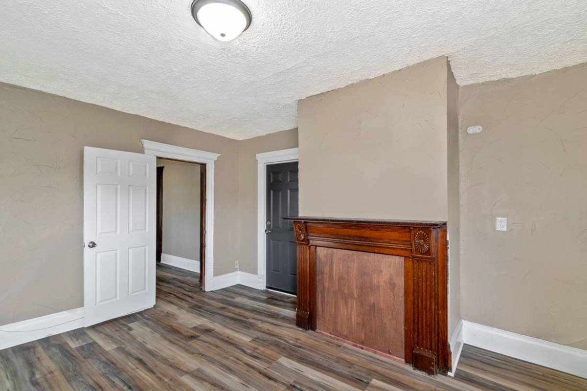 Apartment for rent at 1606 Cleveland Ave NW, Canton, OH 44703