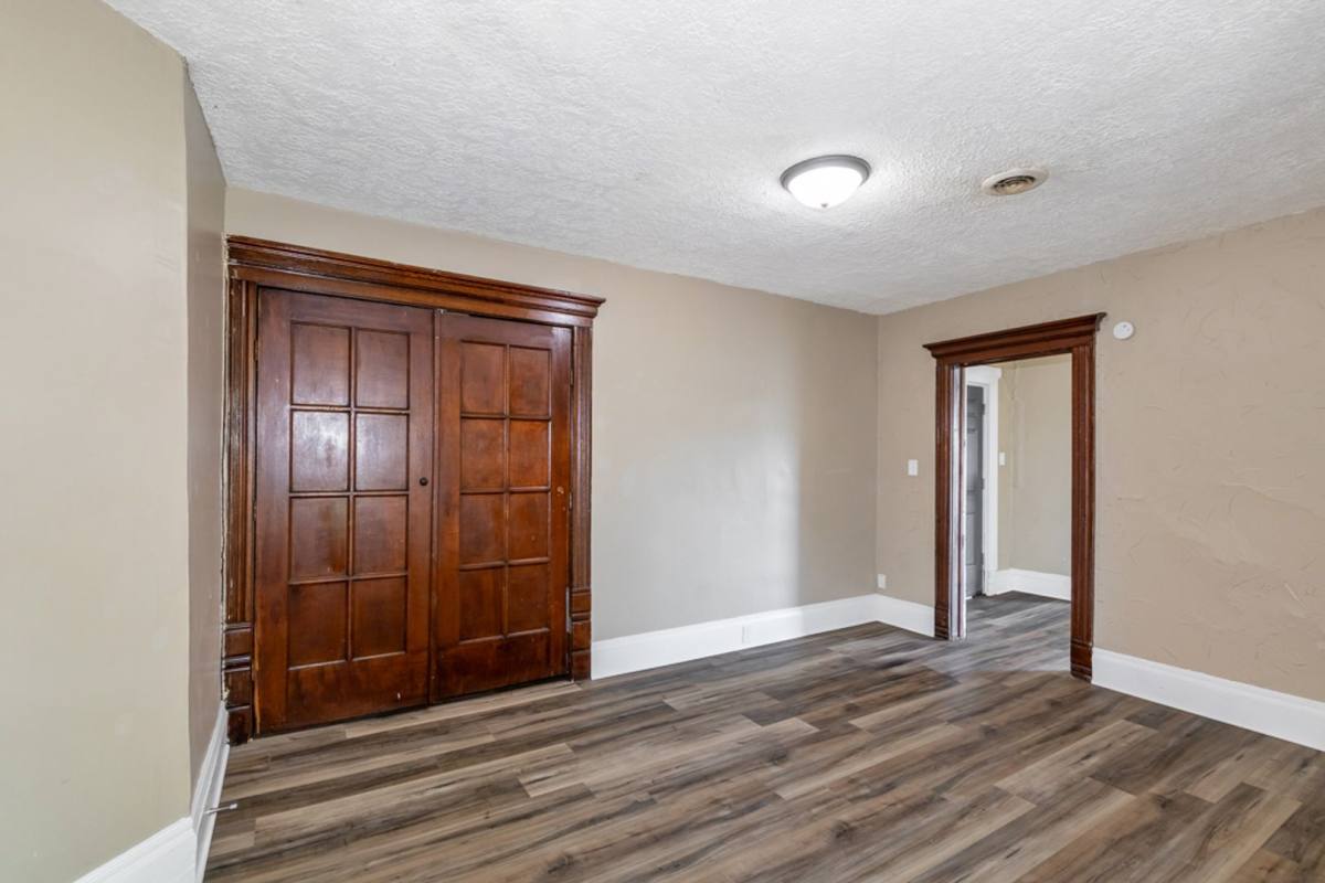 Apartment for rent at 1606 Cleveland Ave NW, Canton, OH 44703