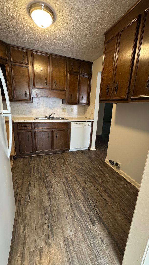 Apartment for rent at 124 21st Ave NE, Birmingham, AL 35215