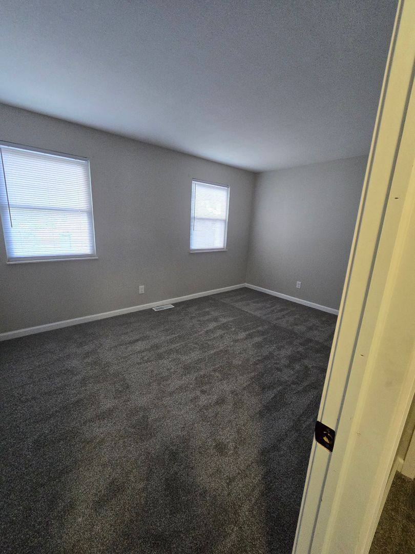 Townhouse for rent at 3232 N Talbot Ave, Erlanger, KY 41018
