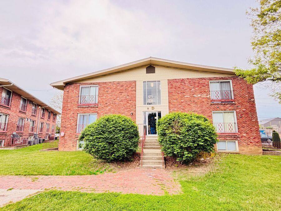 Apartment for rent at 1708 Jennifer Rd #B 1, Lexington, KY 40505