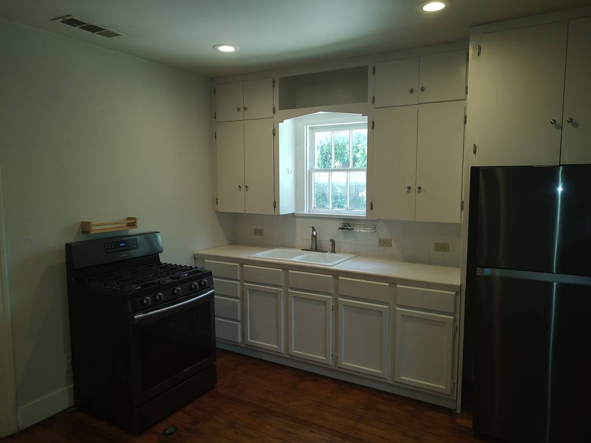 Apartment for rent at 2102 Yellow Jacket, Austin, TX 78741