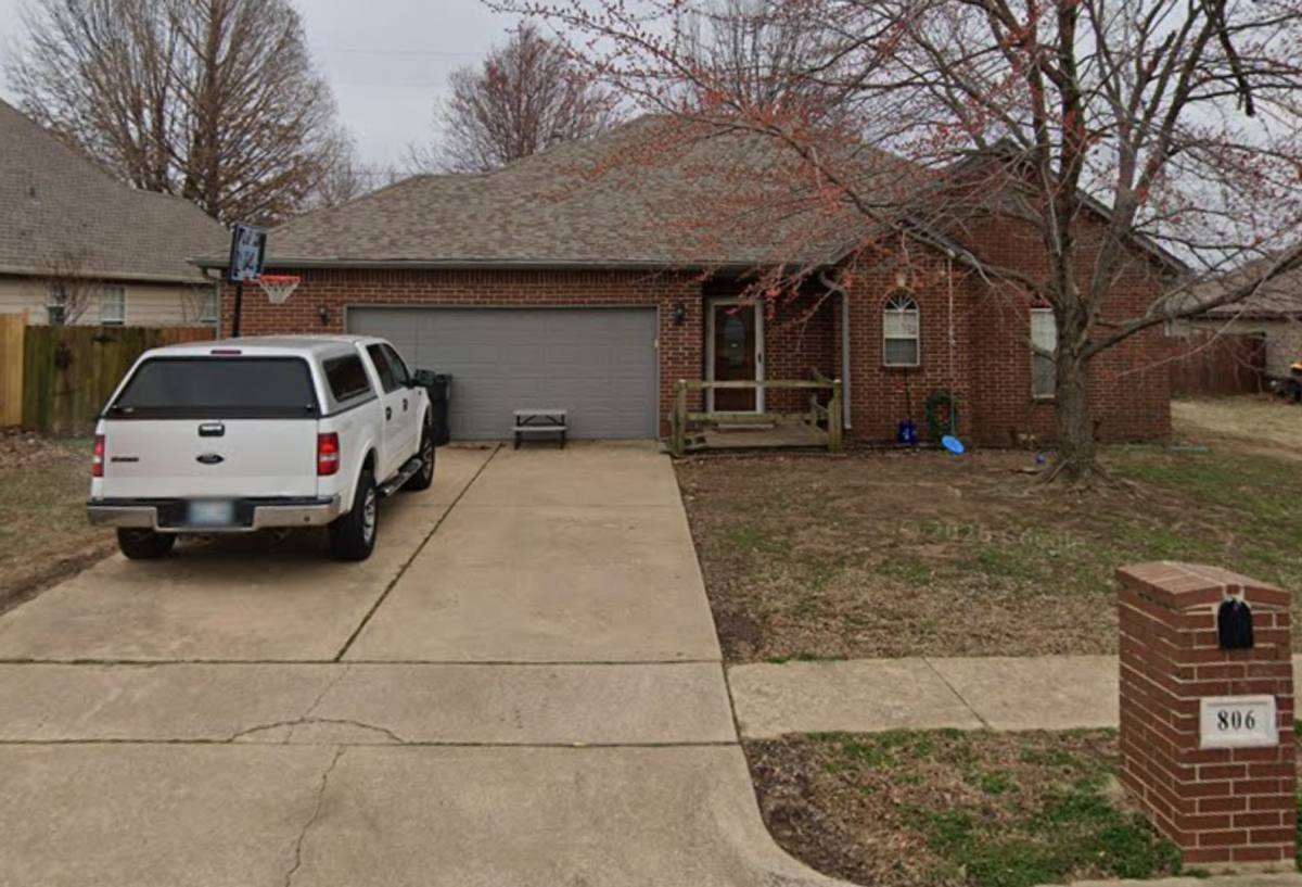 House for rent at 806 W 118th St S, Jenks, OK 74037