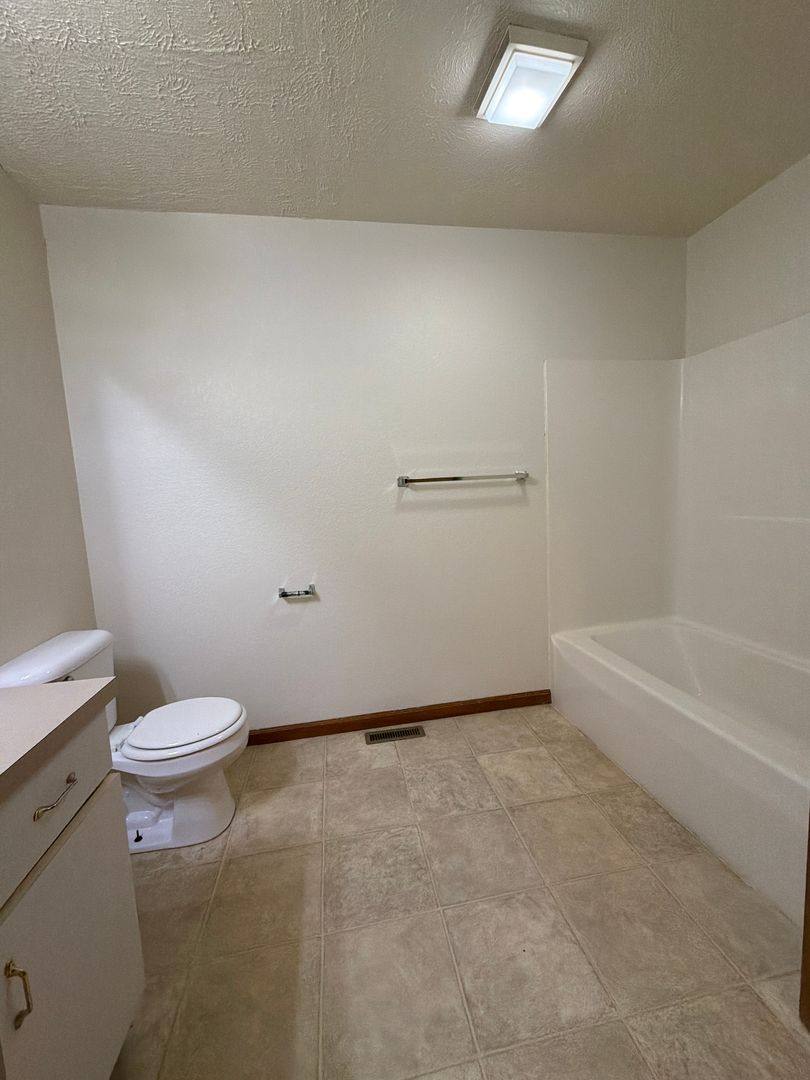 Apartment for rent at 211 Stonewall Court, Nappanee, IN 46550