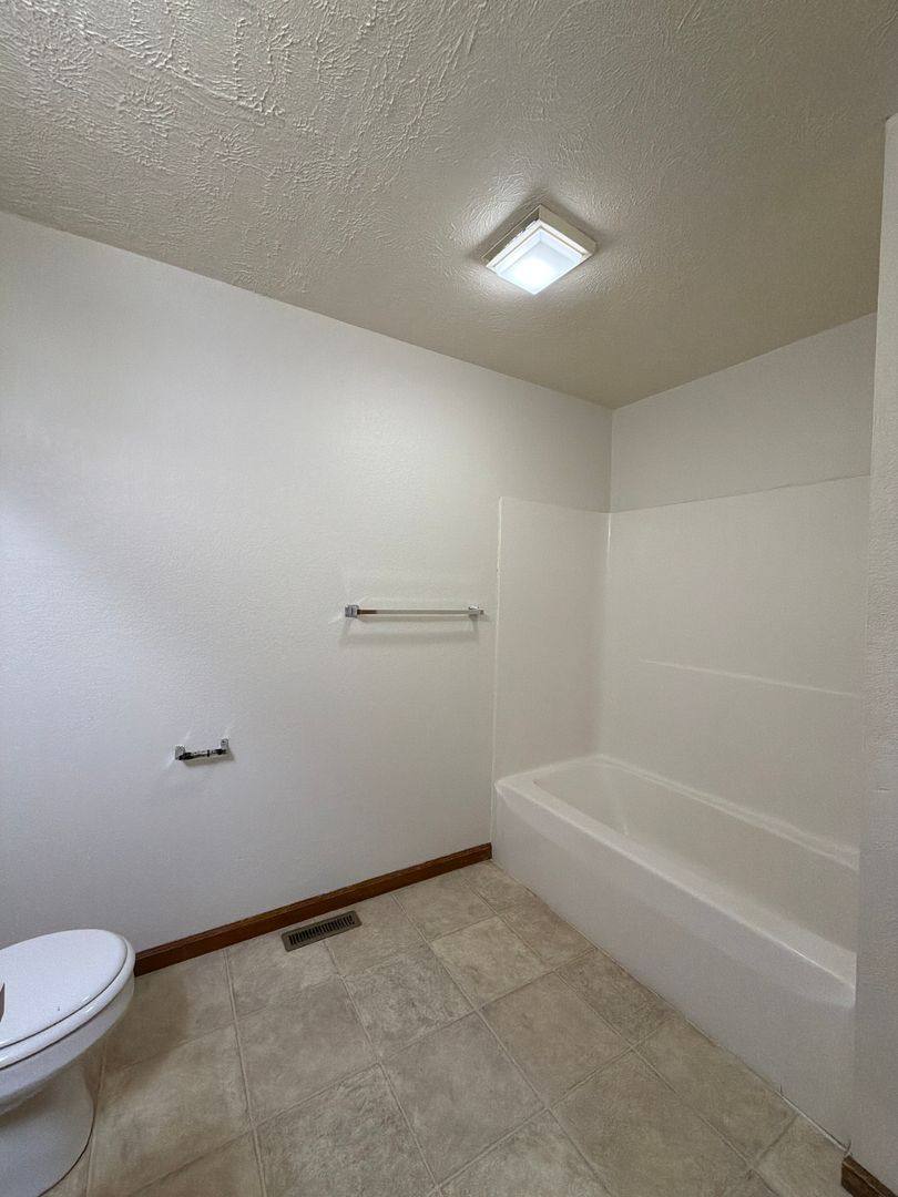 Apartment for rent at 211 Stonewall Court, Nappanee, IN 46550