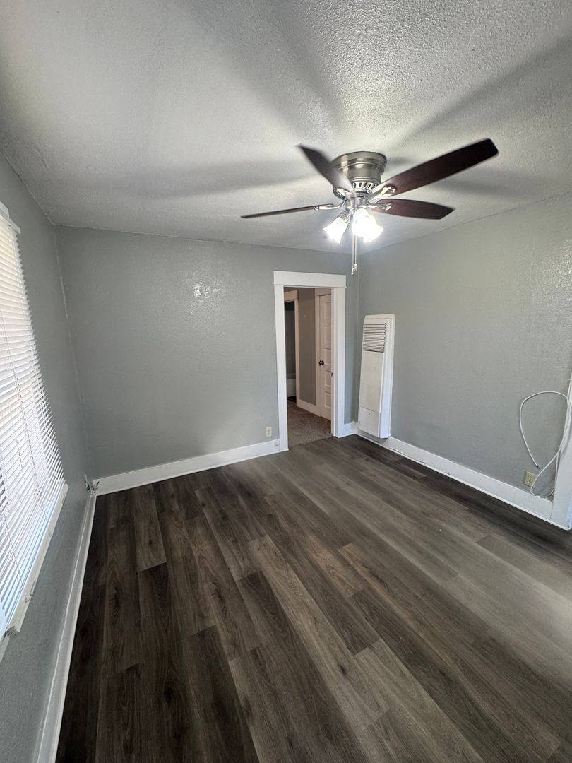 Apartment for rent at 142 W Valencia Dr, Fullerton, CA 92832
