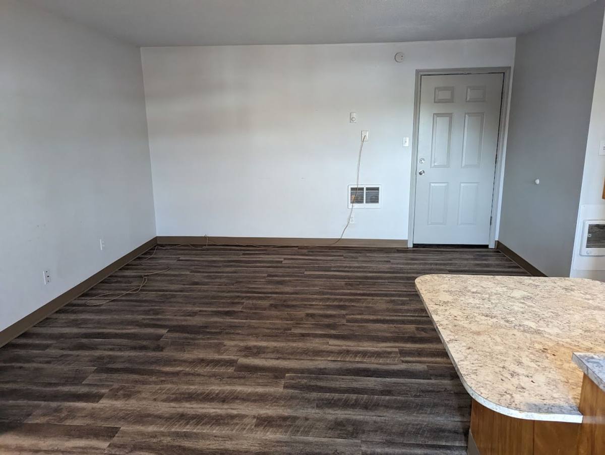 Apartment for rent at 157 W Walnut Ave, Genesee, ID 83832