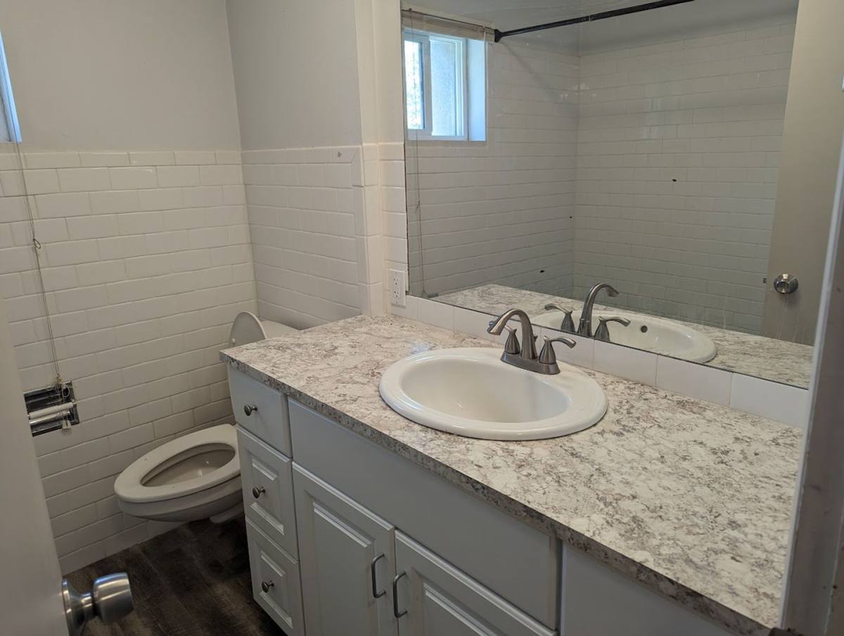 Apartment for rent at 157 W Walnut Ave, Genesee, ID 83832