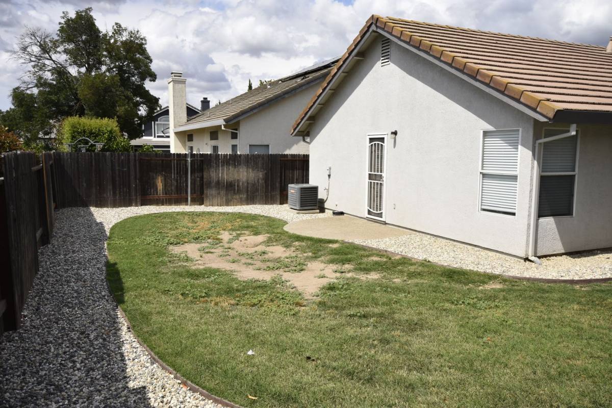 House for rent at 8717 Aspen Hill Court, Antelope, CA 95843