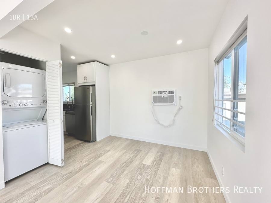 Apartment for rent at 2433 W Ave 33 #1 2, Los Angeles, CA 90065