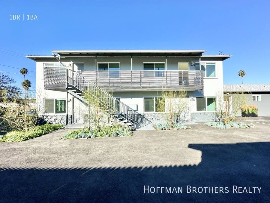Apartment for rent at 2433 W Ave 33 #1 2, Los Angeles, CA 90065