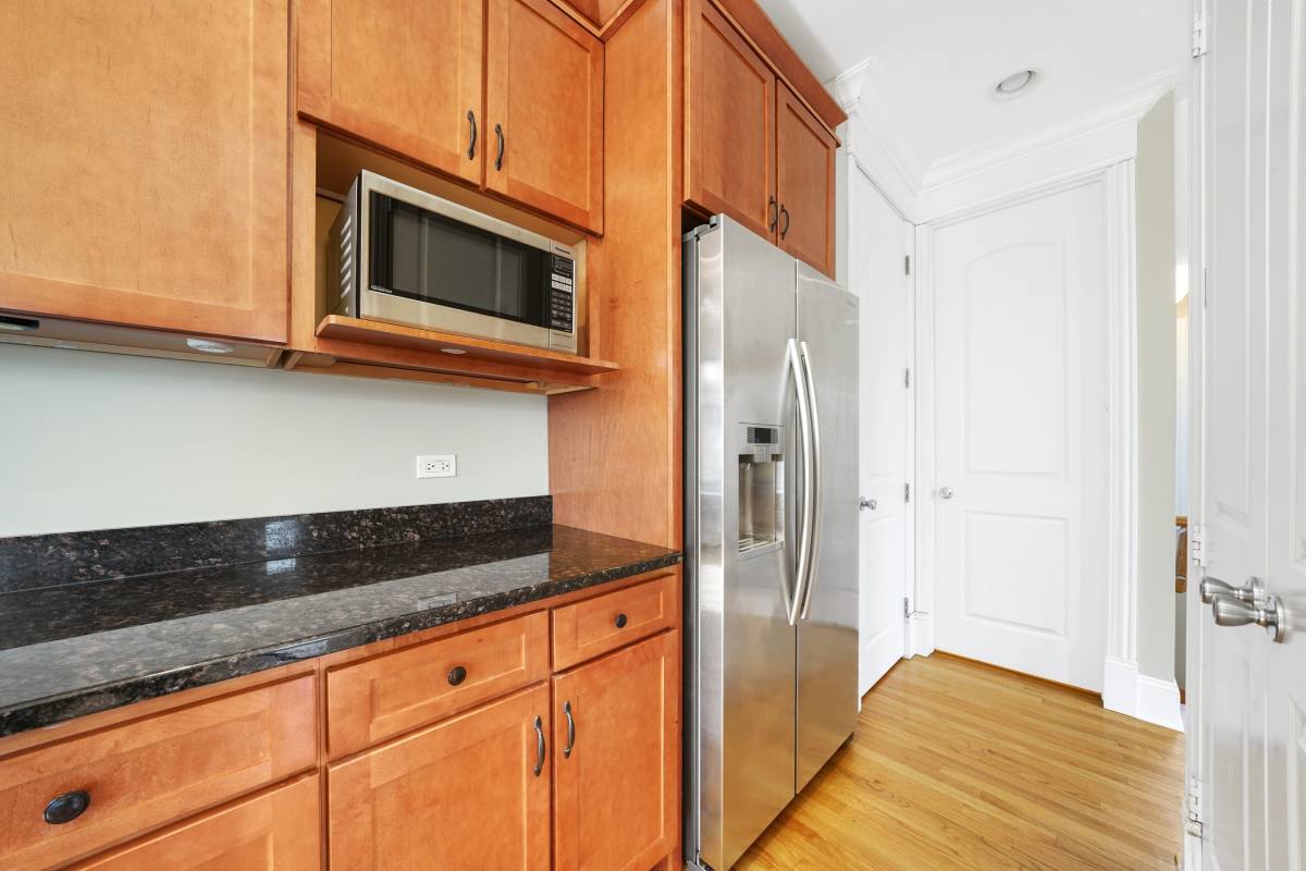 Townhouse for rent at 825 La Grange Rd #A, La Grange, IL 60525