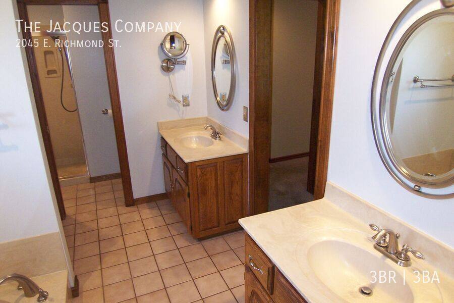 House for rent at 2045 E Richmond St, Springfield, MO 65804