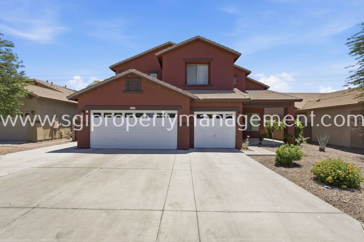 House for rent at 6827 N 71st Dr, Glendale, AZ 85303