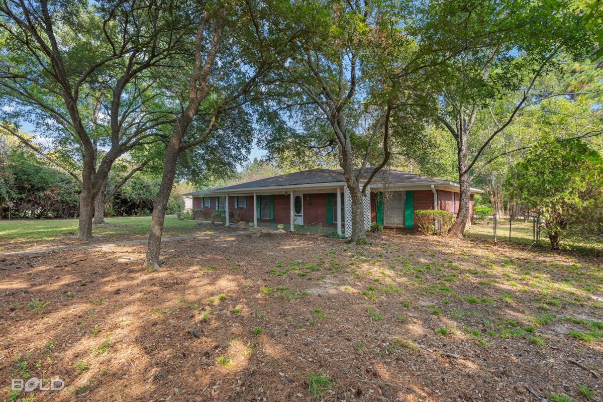 House for rent at 595 N Main St, Sibley, LA 71073