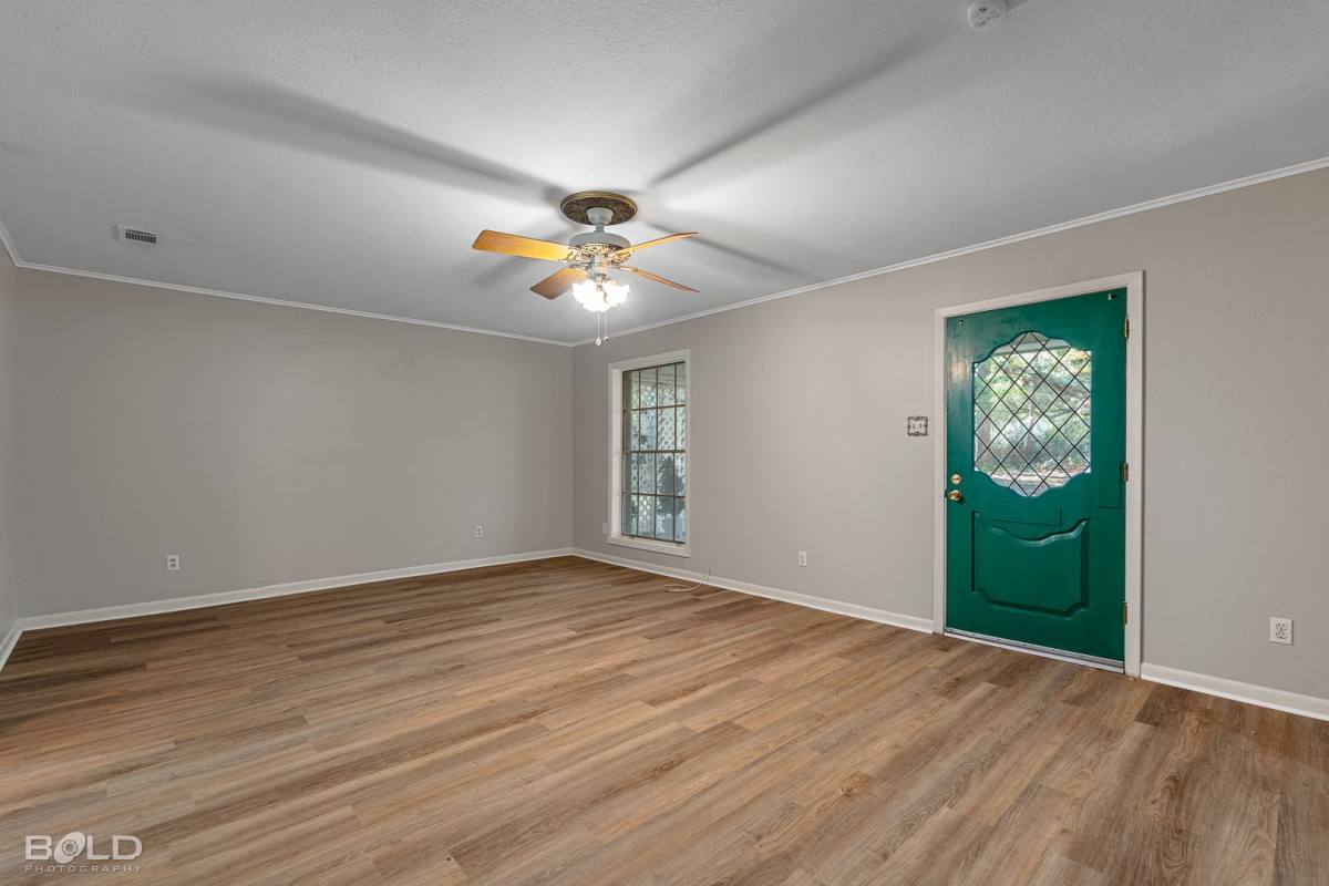 House for rent at 595 N Main St, Sibley, LA 71073