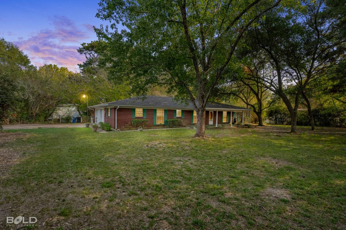 House for rent at 595 N Main St, Sibley, LA 71073