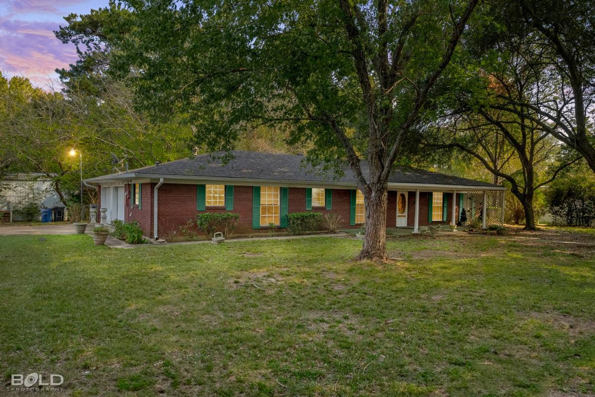 House for rent at 595 N Main St, Sibley, LA 71073