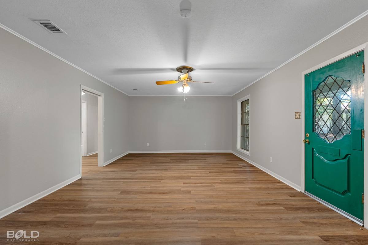 House for rent at 595 N Main St, Sibley, LA 71073