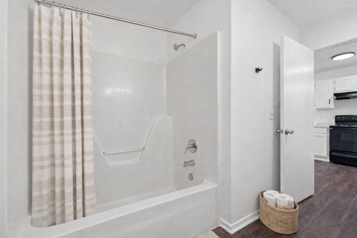 Apartment for rent at 1705 N Lowell Rd, Springdale, AR 72764
