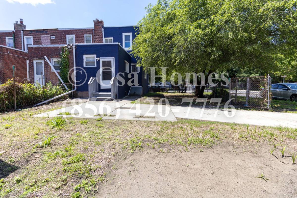 House for rent at 1502 S 9th St, Camden, NJ 08104