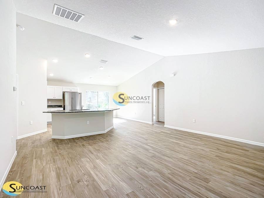 House for rent at 1 Oak Circle Course, Ocala, FL 34472