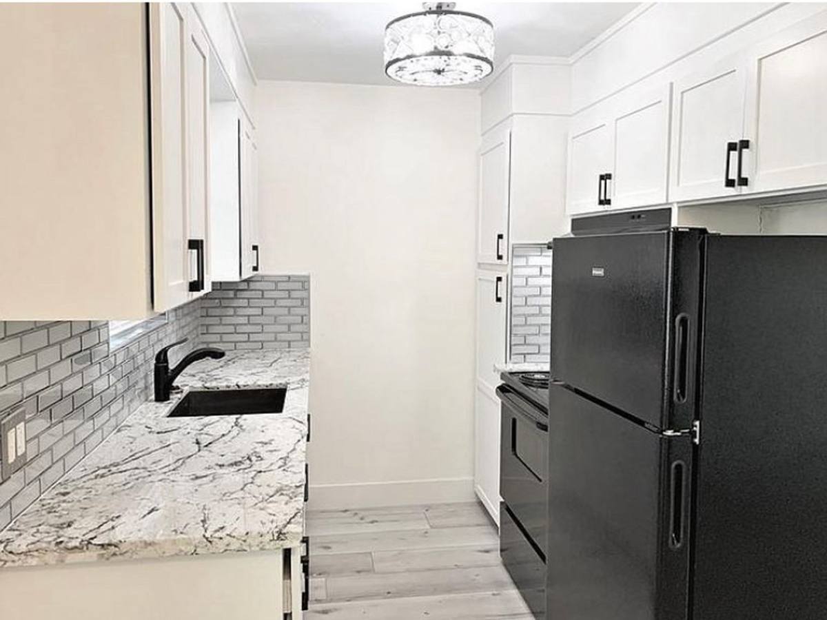 Apartment for rent at 2311 U St, Sacramento, CA 95818