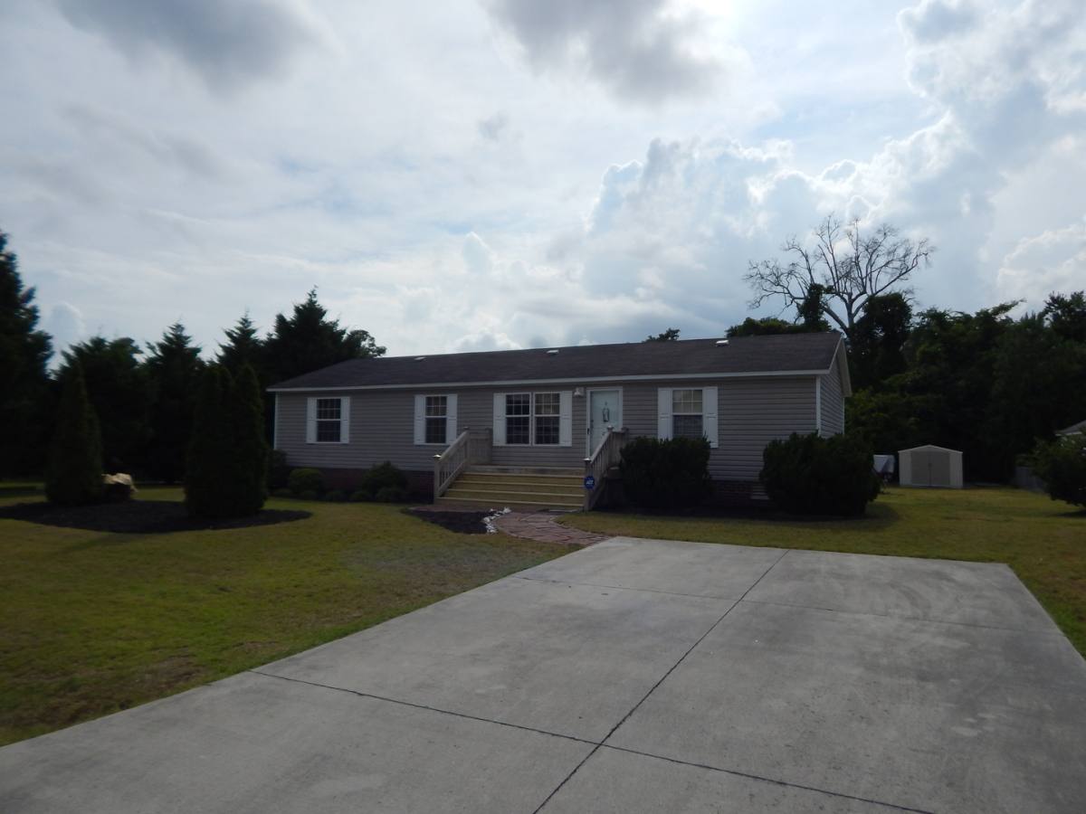House for rent at 525 Soundside Dr, Wilmington, NC 28412