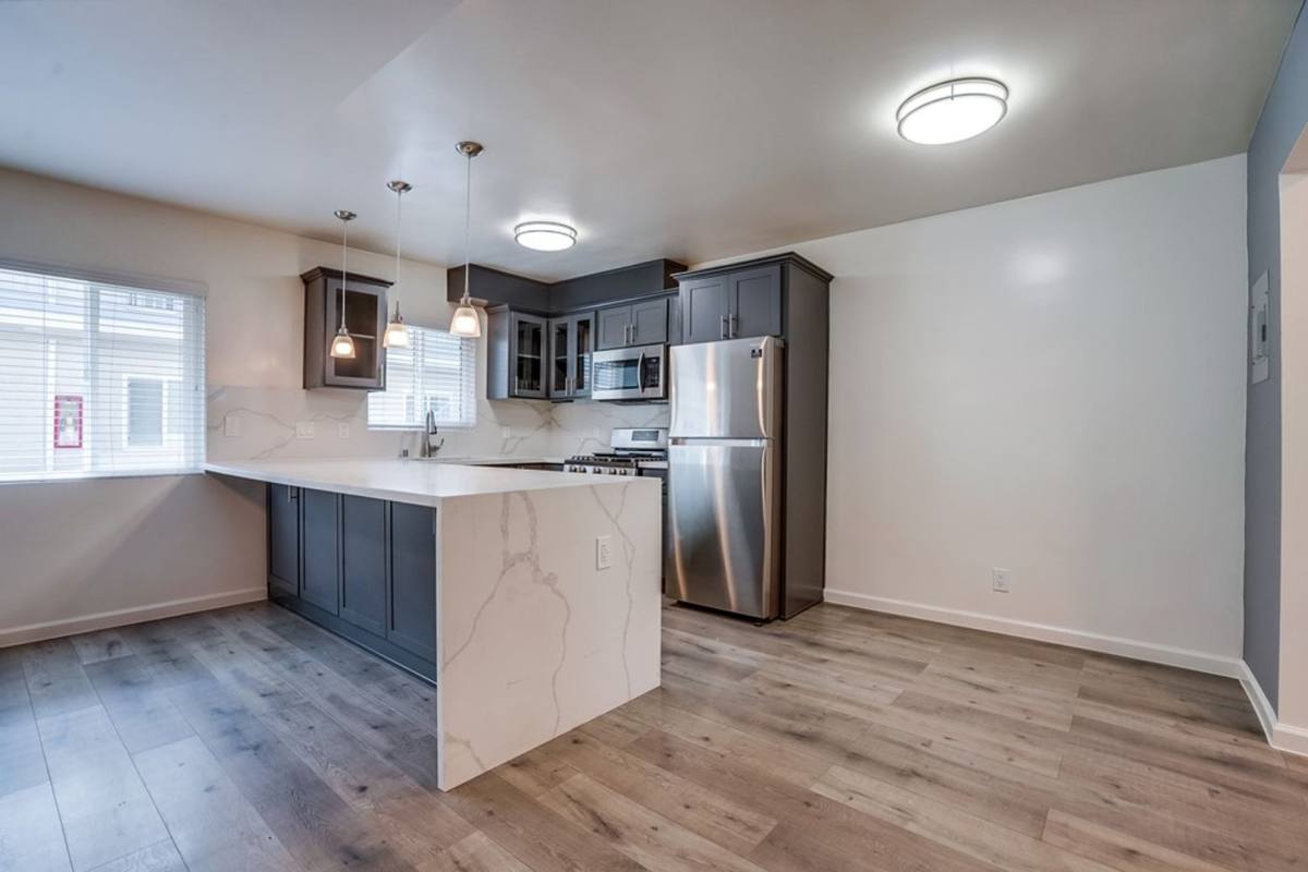 Apartment for rent at 822 N Inglewood Ave #4, Inglewood, CA 90302