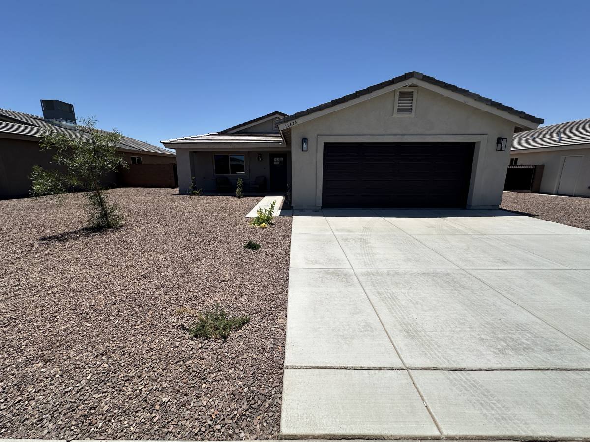 House for rent at 11623 E 33rd Way, Yuma, AZ 85367