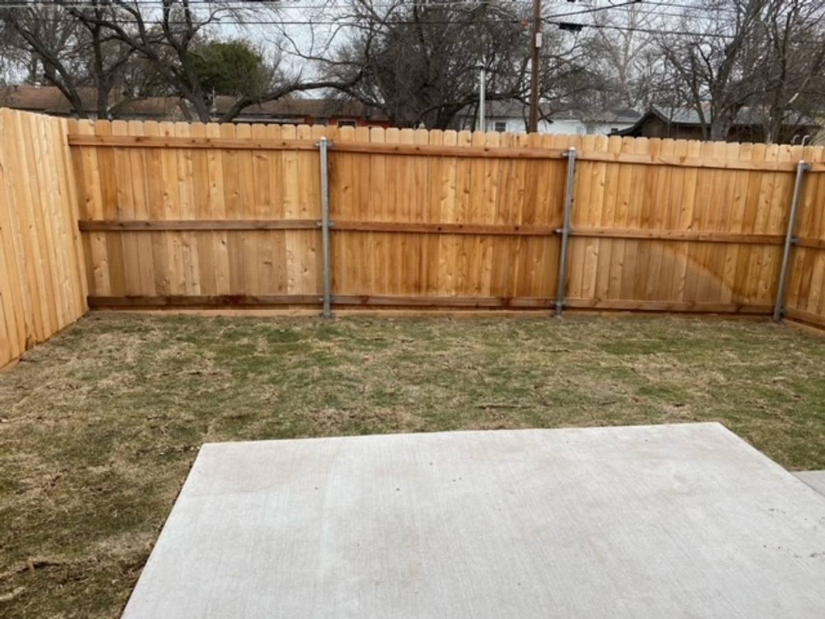 Townhouse for rent at 3200 Belmont Dr, Waco, TX 76711