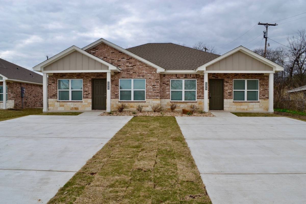 Townhouse for rent at 3200 Belmont Dr, Waco, TX 76711