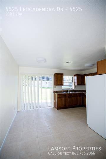 Apartment for rent at 4525 Leucadendra Dr, Sebring, FL 33872