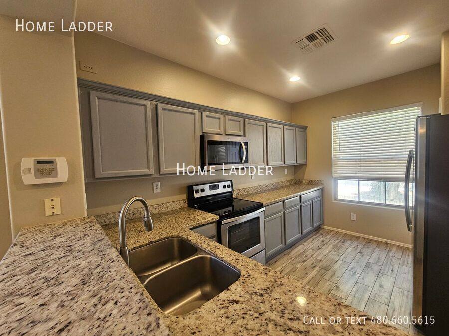 House for rent at 39746 N Cross Timbers Way, Phoenix, AZ 85086