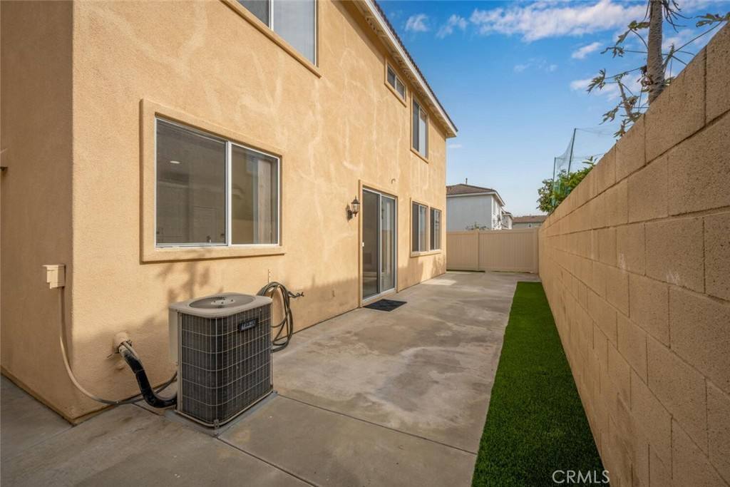 Apartment for rent at 6222 Villa Ryan Way, Buena Park, CA 90620