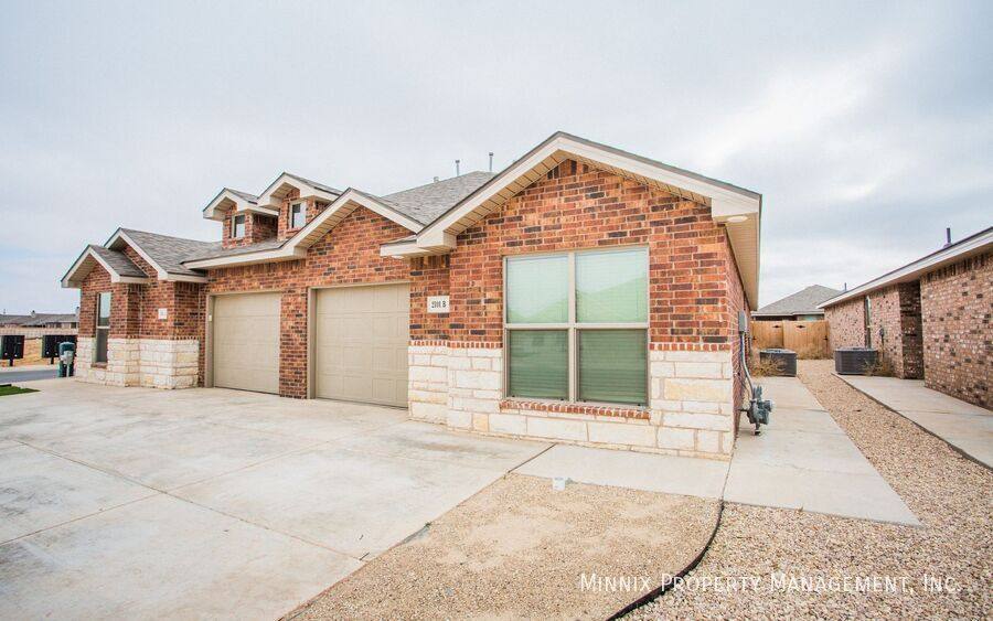 Townhouse for rent at 2108 Kokomo Ave #A, Lubbock, TX 79407