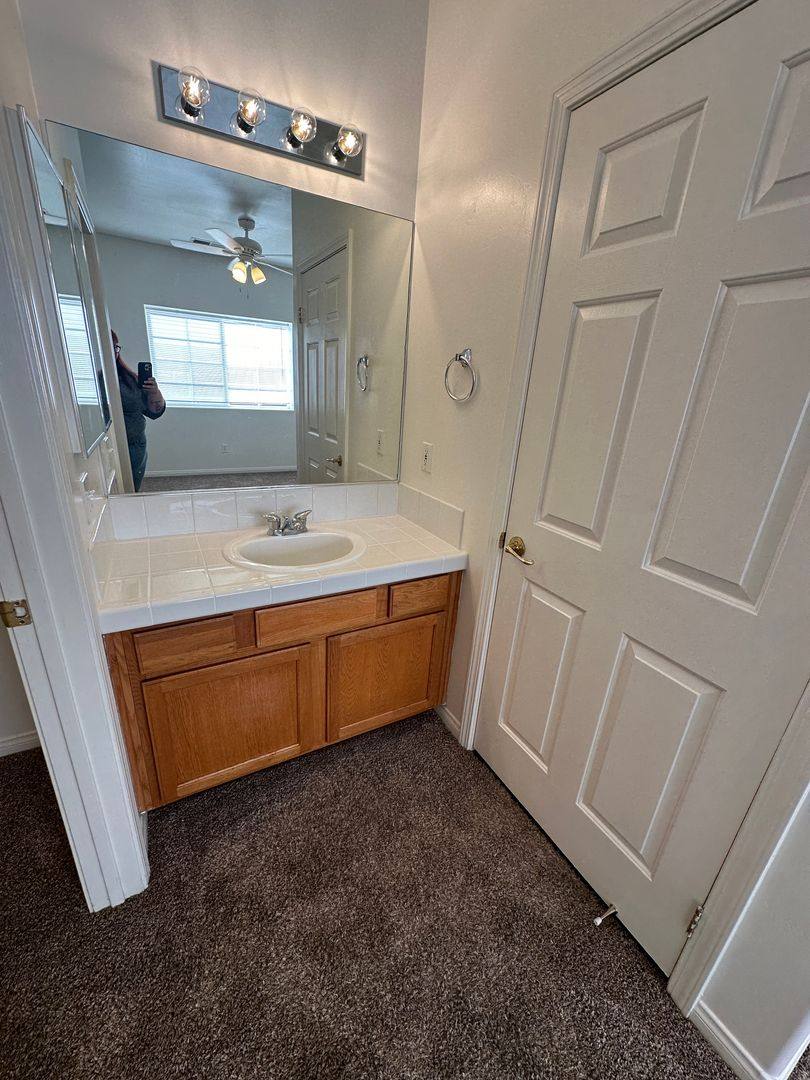 Apartment for rent at 3663 Pine Meadow Dr, Bakersfield, CA 93308