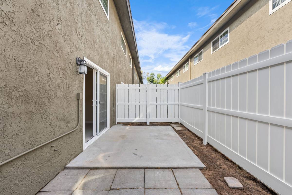 Townhouse for rent at 18700 Yorba Linda Blvd, Yorba Linda, CA 92886